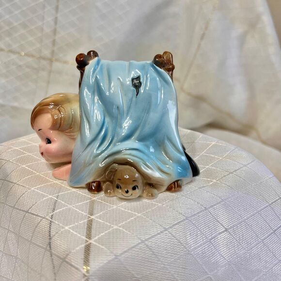 Vintage Josef Original Happiness is Boy in Tent Series, 1960s Vintage Figurines - Picture 2 of 9